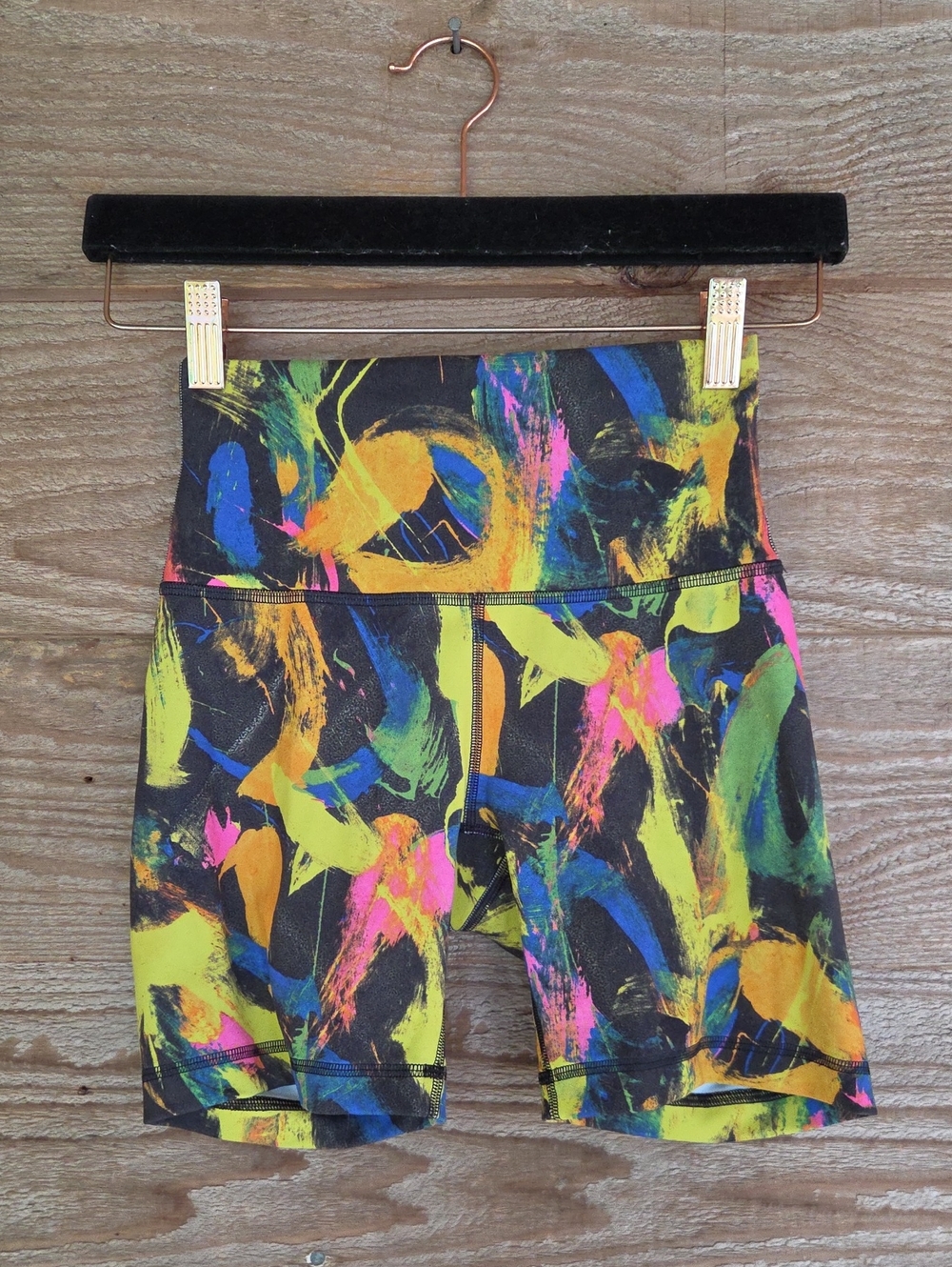 Lululemon Wunder Size 4 Train High-Rise Short in Undertone Black Multi Colorway
